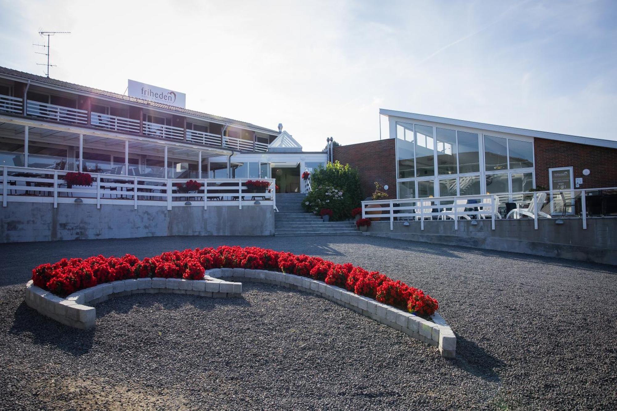 Hotel Friheden Allinge-Sandvig Exteriör bild