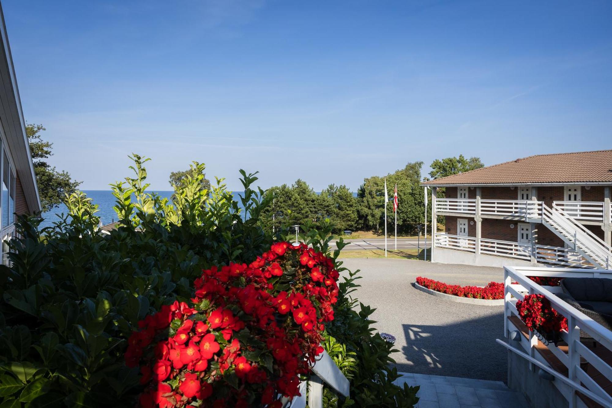 Hotel Friheden Allinge-Sandvig Exteriör bild