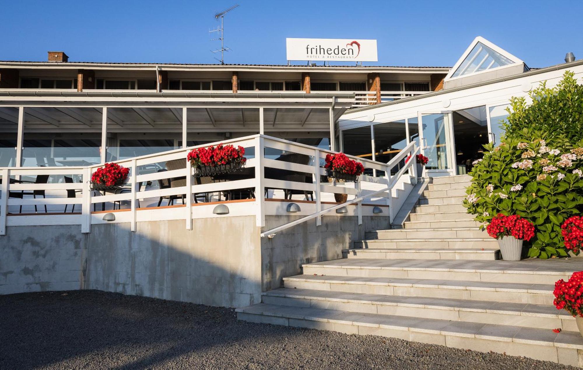 Hotel Friheden Allinge-Sandvig Exteriör bild